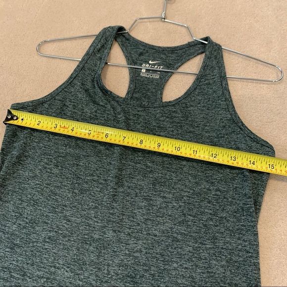 Nike Tank Top Size Small - Picture 6 of 8